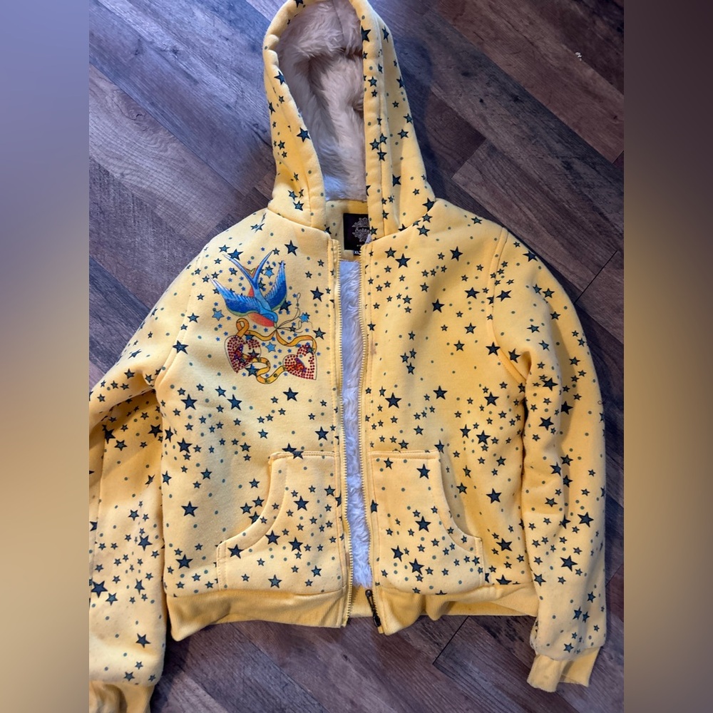 Solitaire Yellow Hoodie with Star Accents